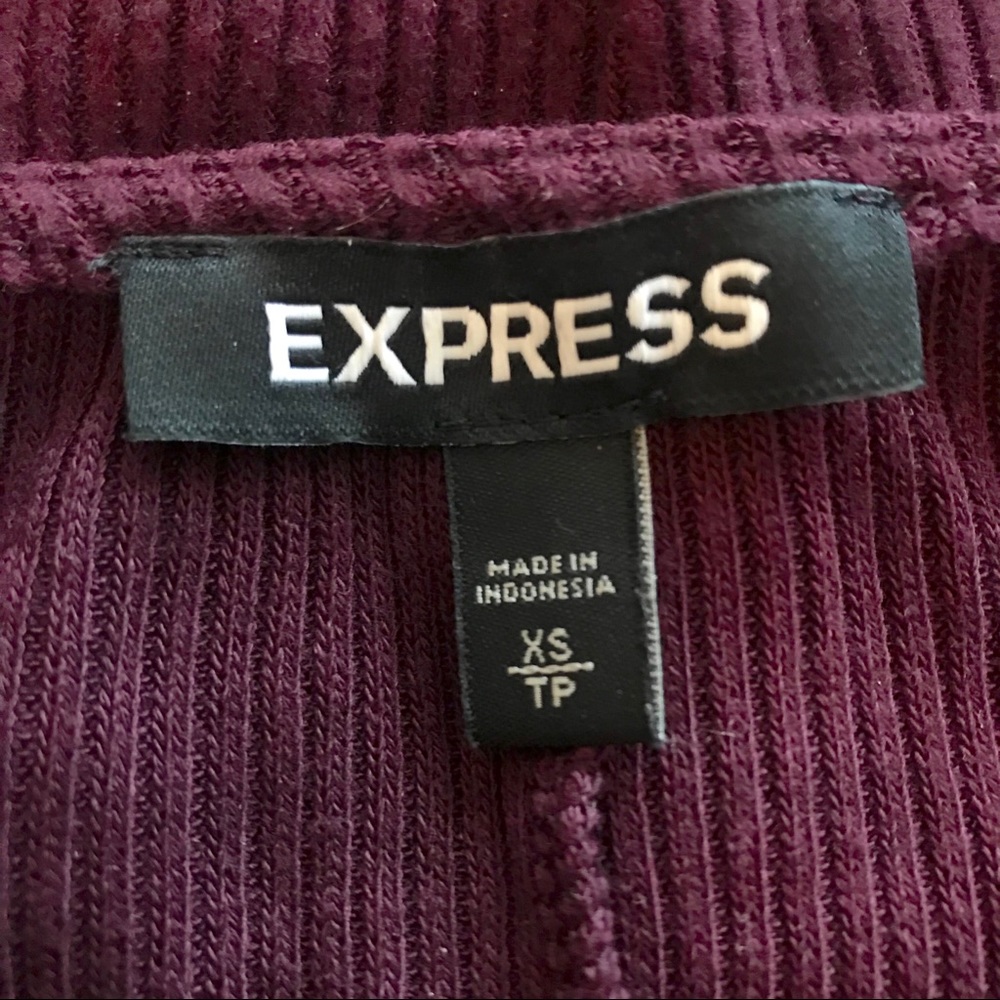 Express Pullover Loose Fit Sweater - Picture 6 of 8
